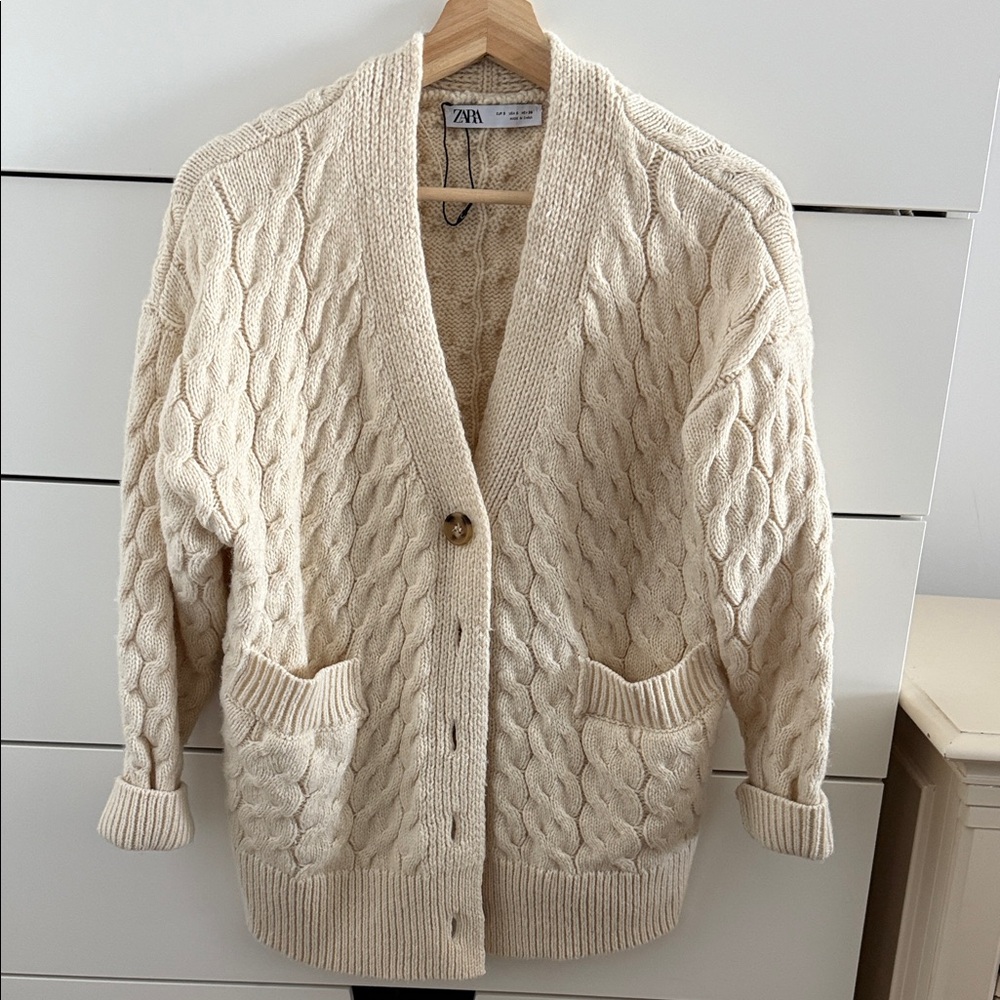 Zara Beige Cable Knit Cardigan